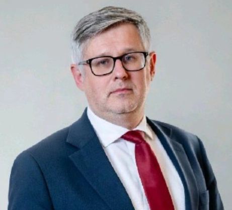 Dr Piotr Stanisławiszyn